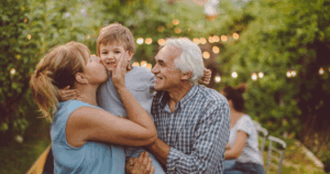 Read more about the article Pais educam e avós deseducam? A visão de uma pediatra