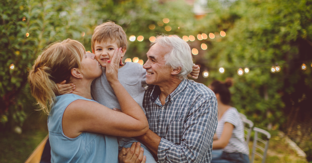 Read more about the article Pais educam e avós deseducam? A visão de uma pediatra